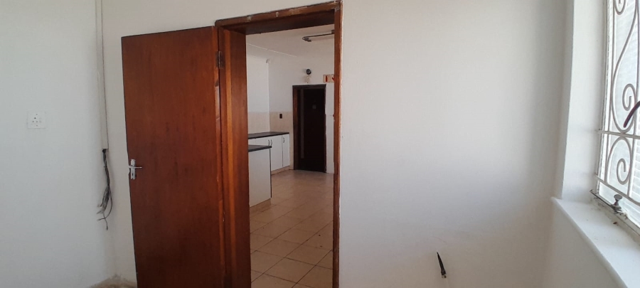 To Let Commercial Property for Rent in Dalindyebo Eastern Cape